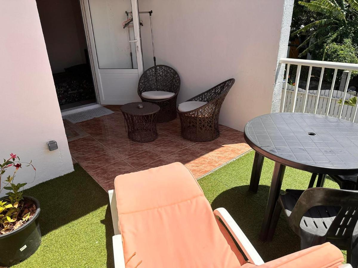 Chez Chouchou Bed & Breakfast Riviere Saint-Louis Bagian luar foto
