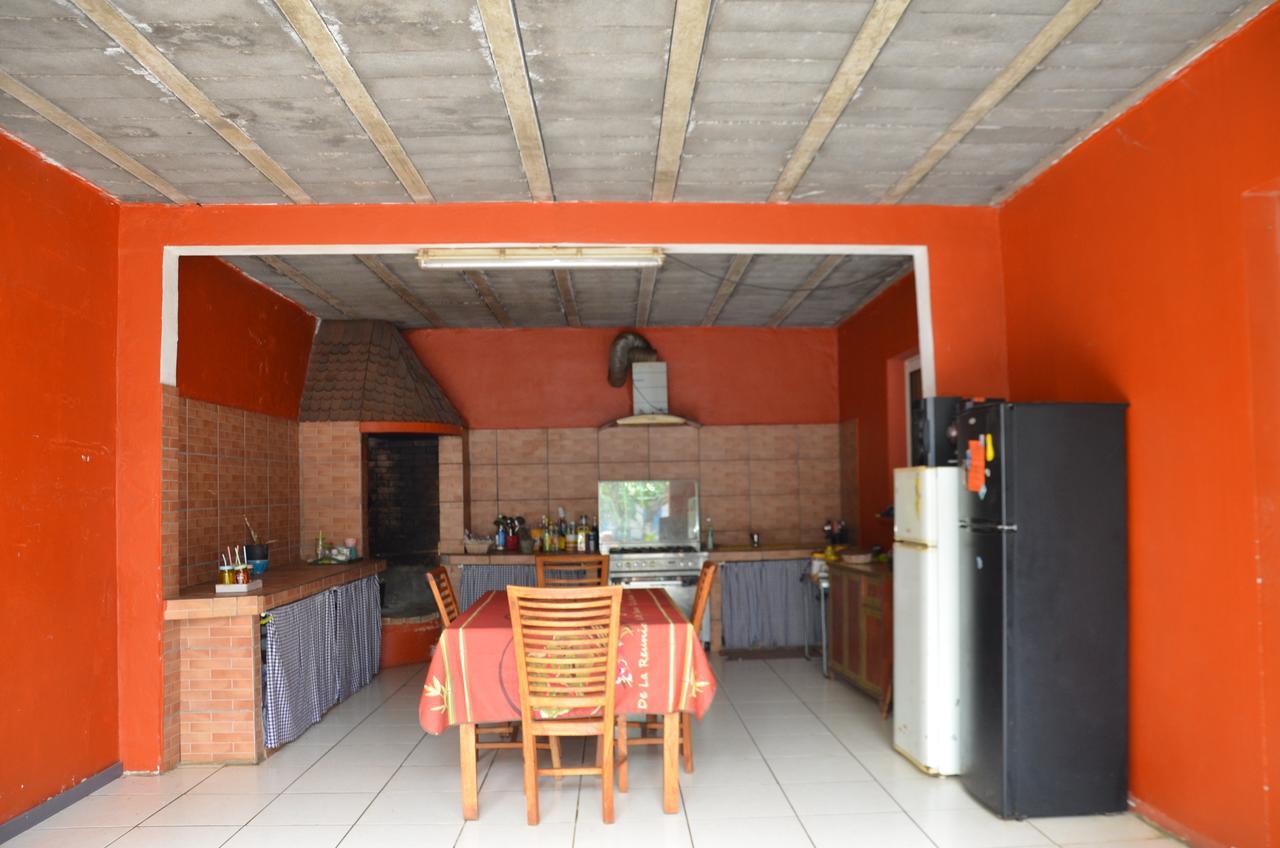Chez Chouchou Bed & Breakfast Riviere Saint-Louis Bagian luar foto