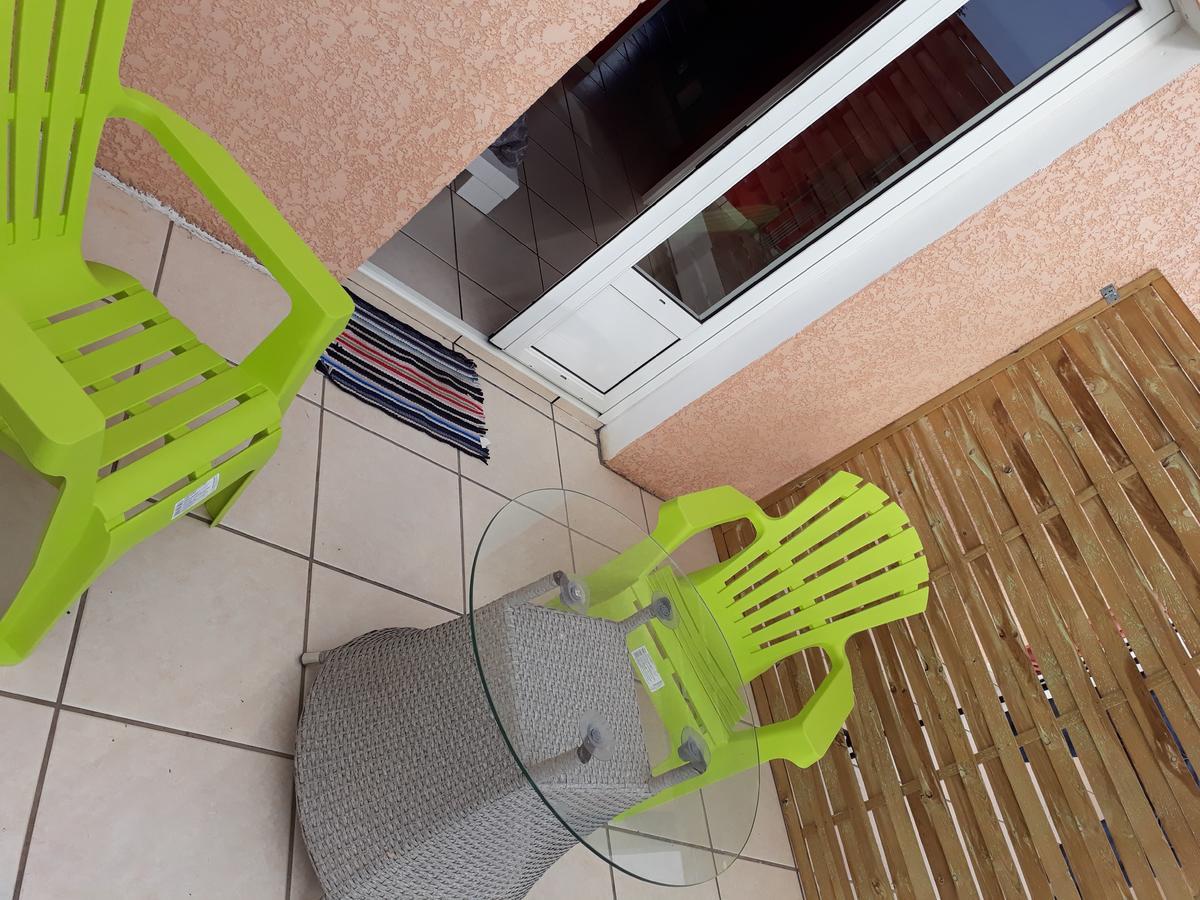 Chez Chouchou Bed & Breakfast Riviere Saint-Louis Bagian luar foto
